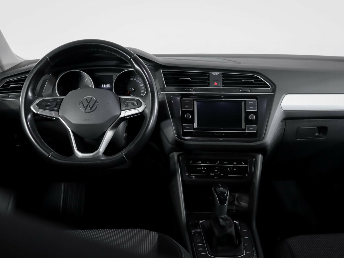 Volkswagen Tiguan с пробегом — 2020 год. Фото: #11