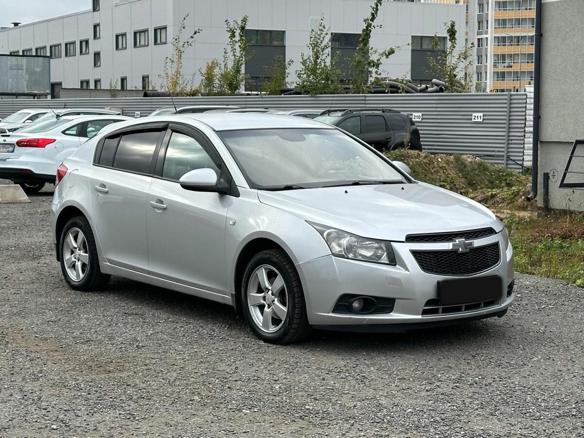 Chevrolet Cruze с пробегом — 2012 год. Фото: #1