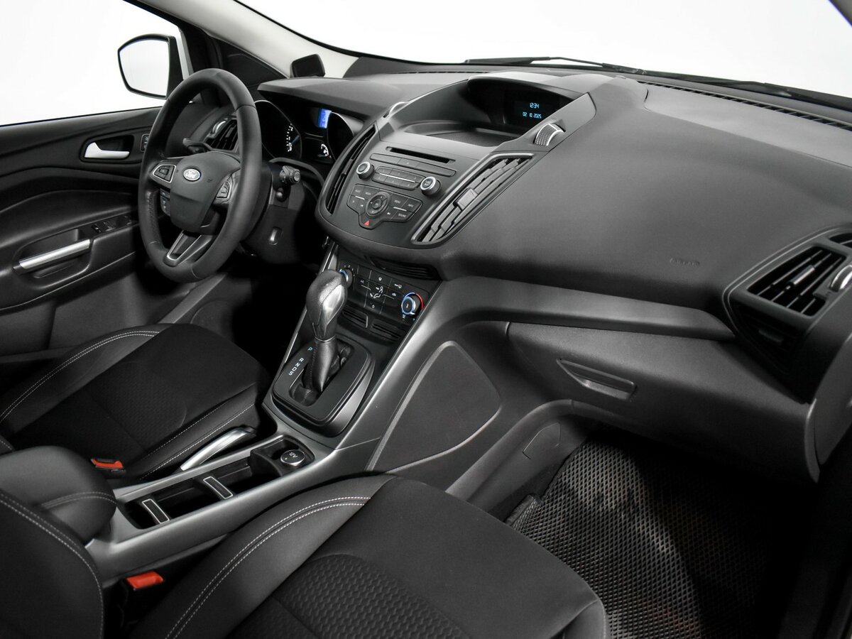 Ford Kuga с пробегом — 2019 год. Фото: #11