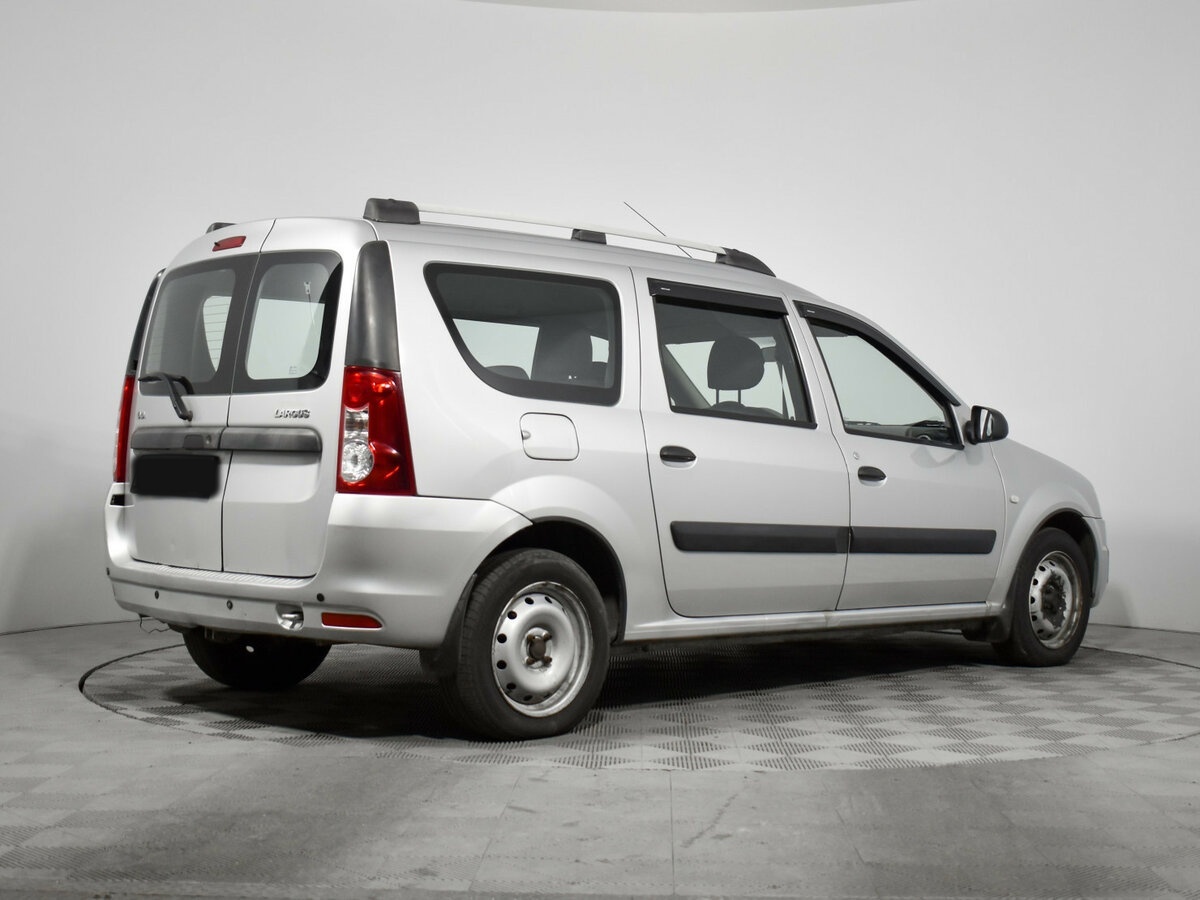 Lada (ВАЗ) Largus с пробегом — 2014 год. Фото: #3