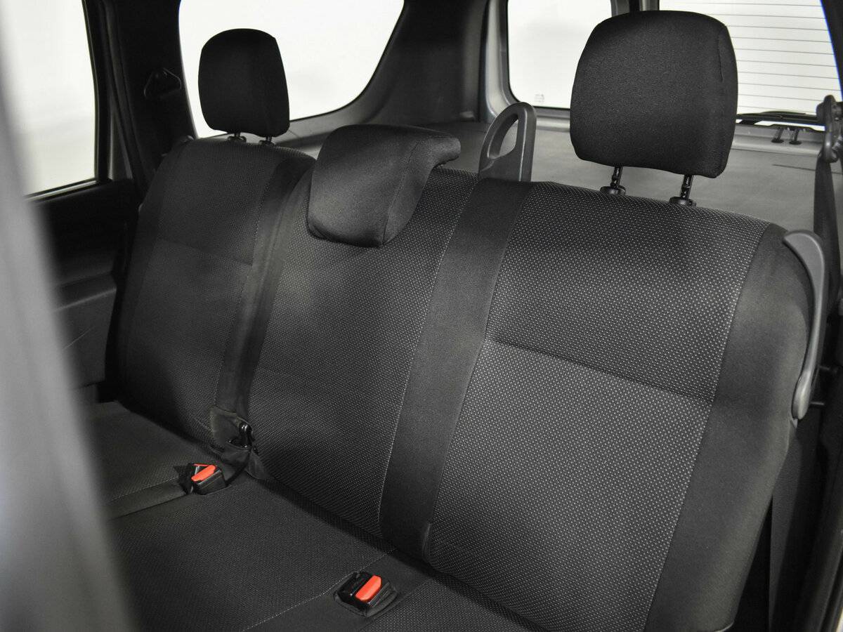 Lada (ВАЗ) Largus с пробегом — 2014 год. Фото: #8