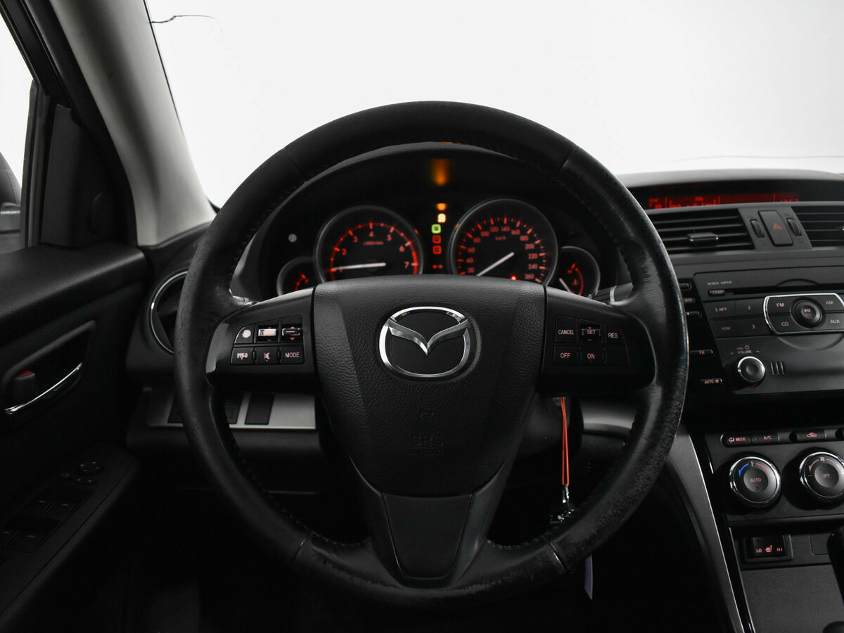 Mazda 6 с пробегом — 2010 год. Фото: #12