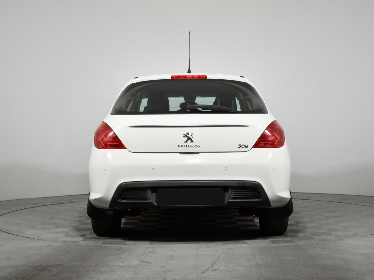Peugeot 308 с пробегом — 2011 год. Фото: #4
