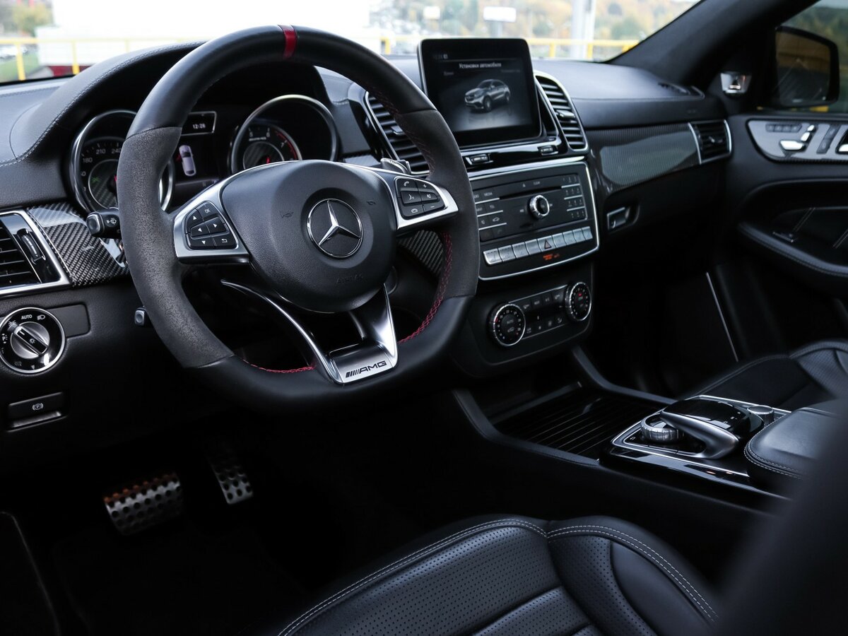 Mercedes-Benz GLE Coupe AMG с пробегом — 2017 год. Фото: #10