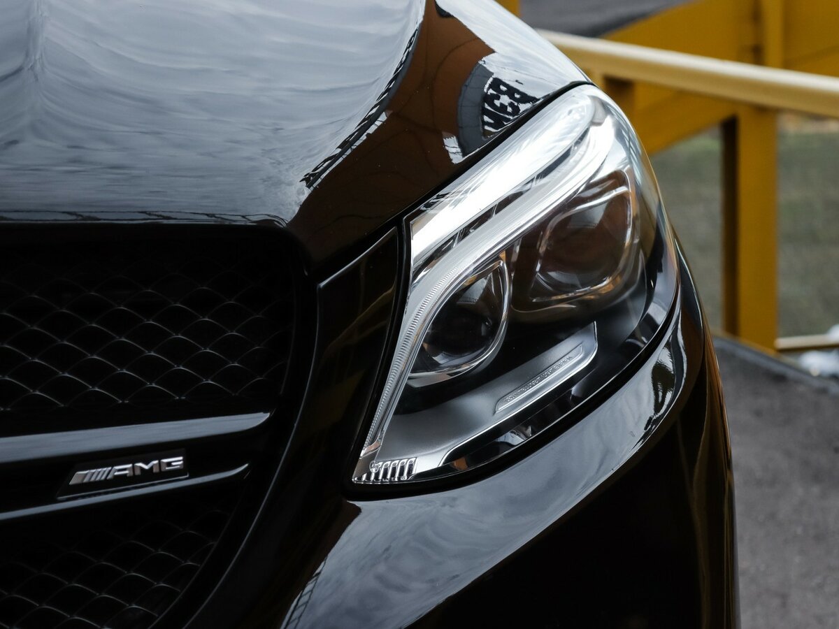 Mercedes-Benz GLE Coupe AMG с пробегом — 2017 год. Фото: #17