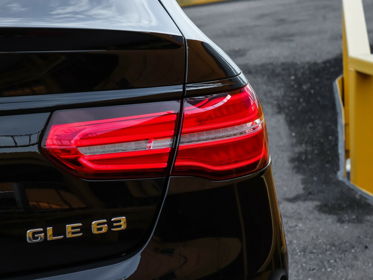 Mercedes-Benz GLE Coupe AMG с пробегом — 2017 год. Фото: #18