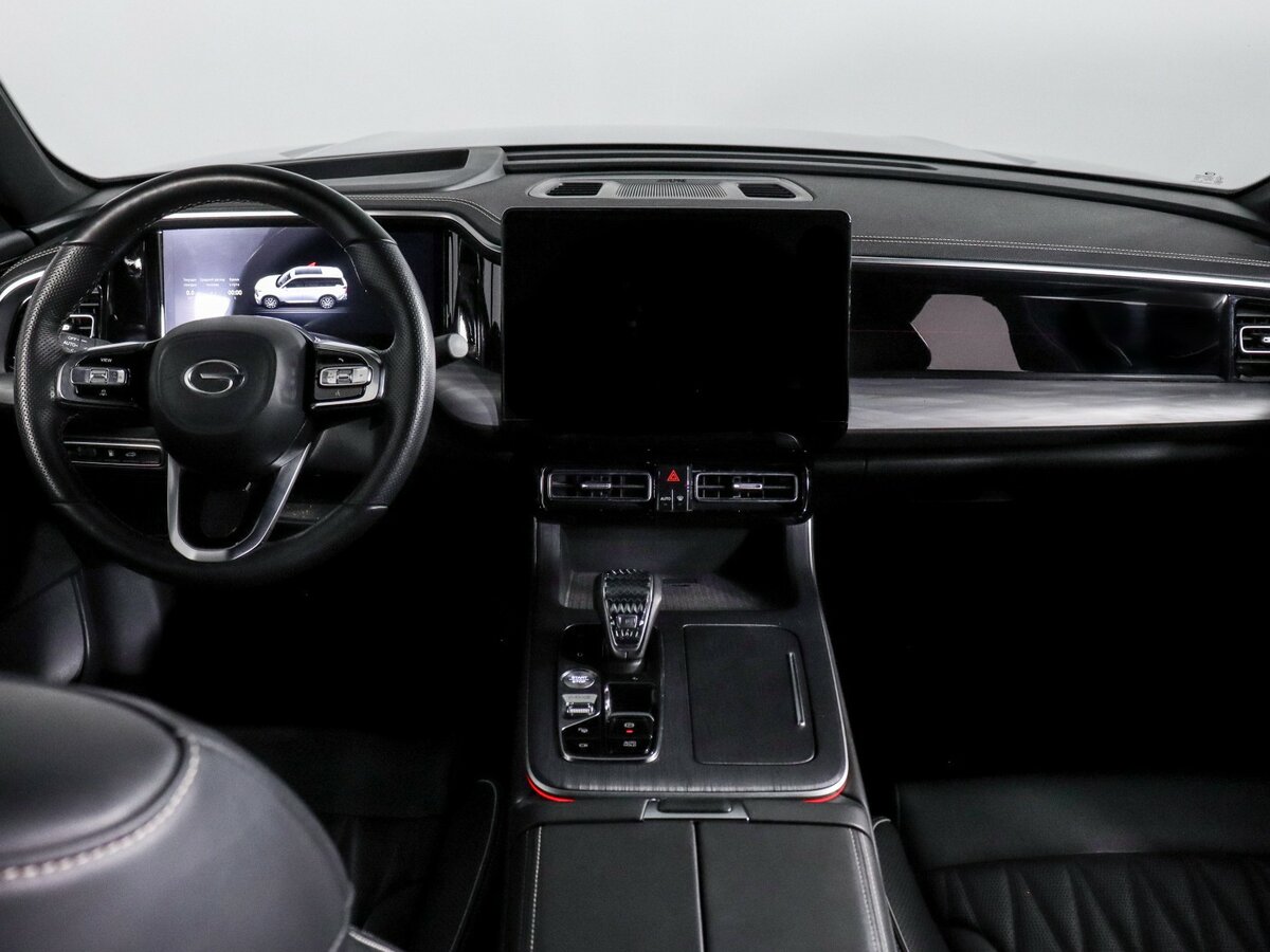 GAC GS8 с пробегом — 2024 год. Фото: #12