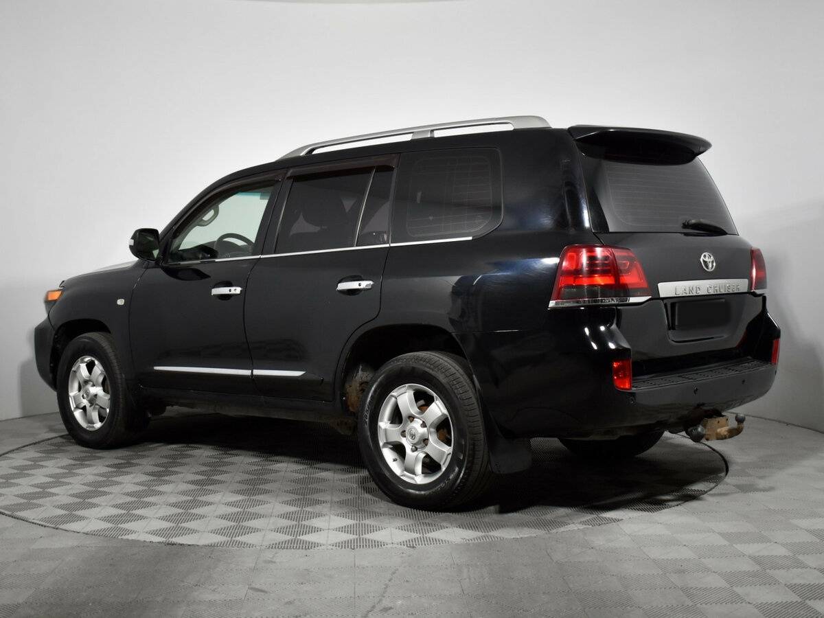 Toyota Land Cruiser с пробегом — 2008 год. Фото: #3