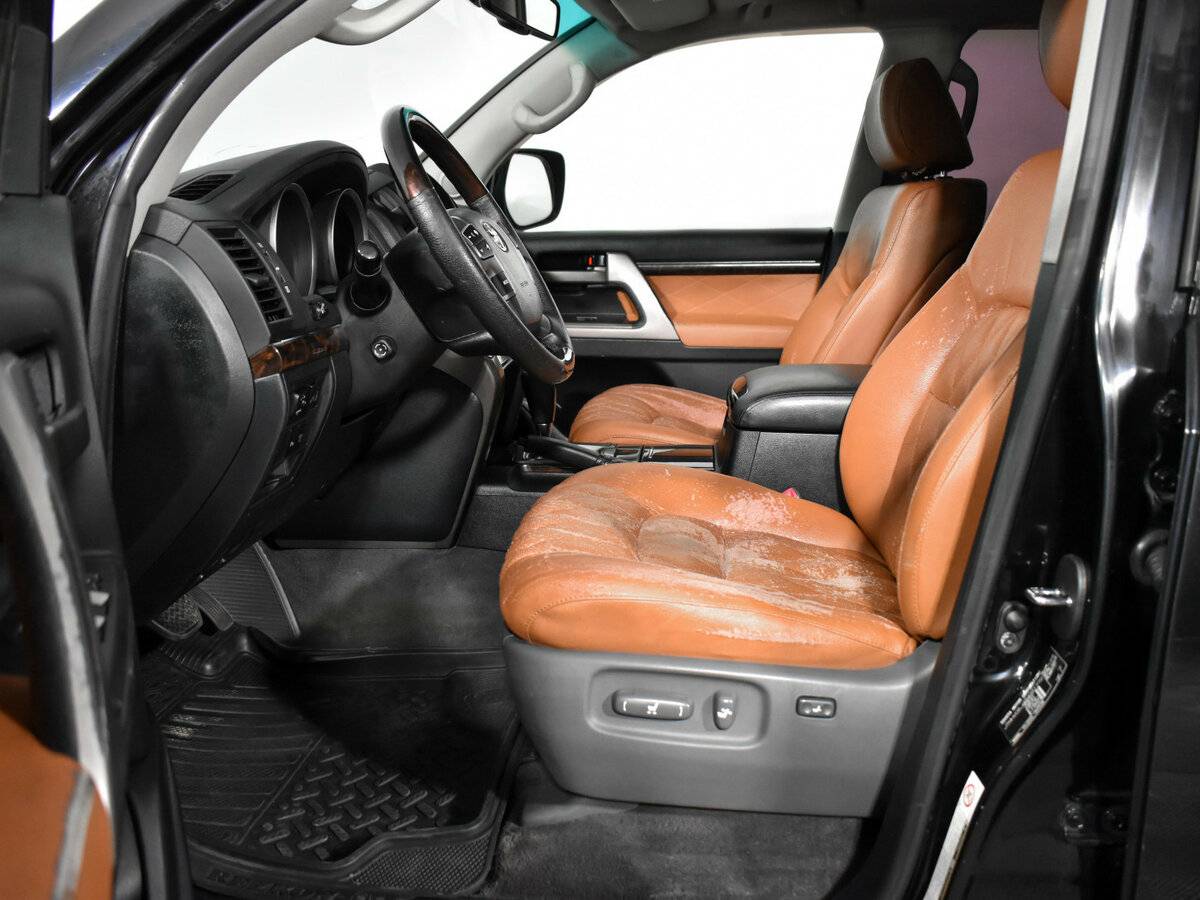 Toyota Land Cruiser с пробегом — 2008 год. Фото: #6