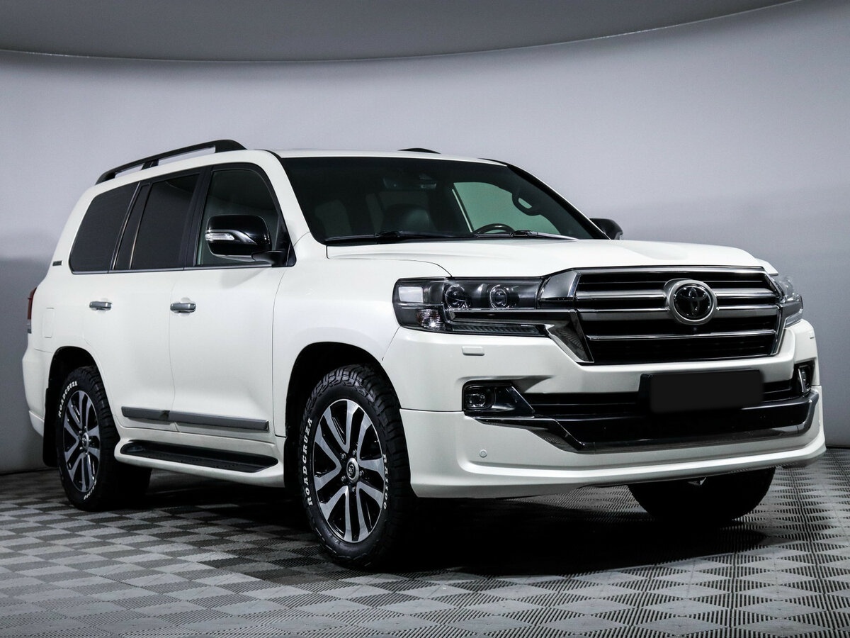 Toyota Land Cruiser с пробегом — 2019 год. Фото: #2