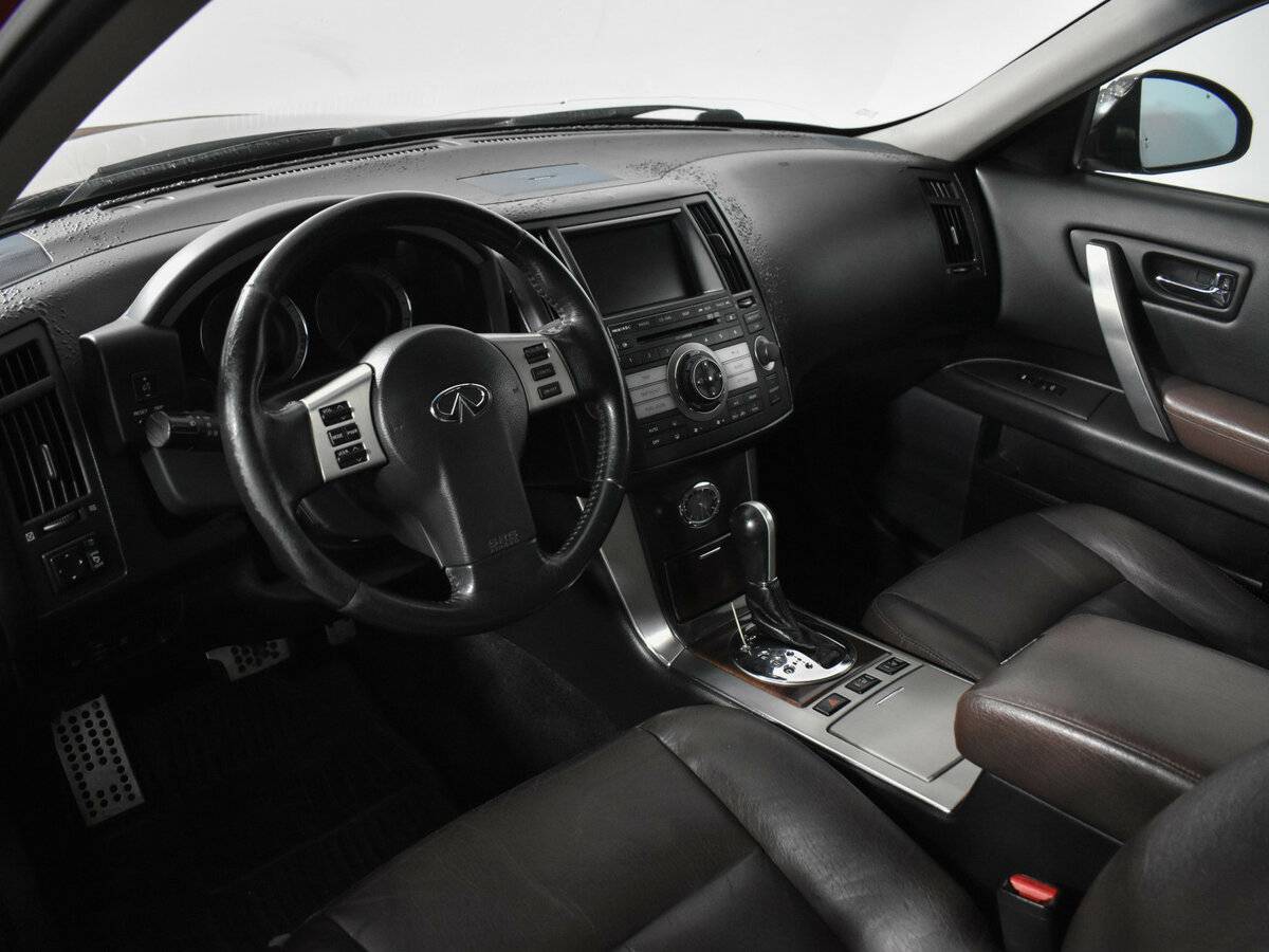 Infiniti FX с пробегом — 2007 год. Фото: #8