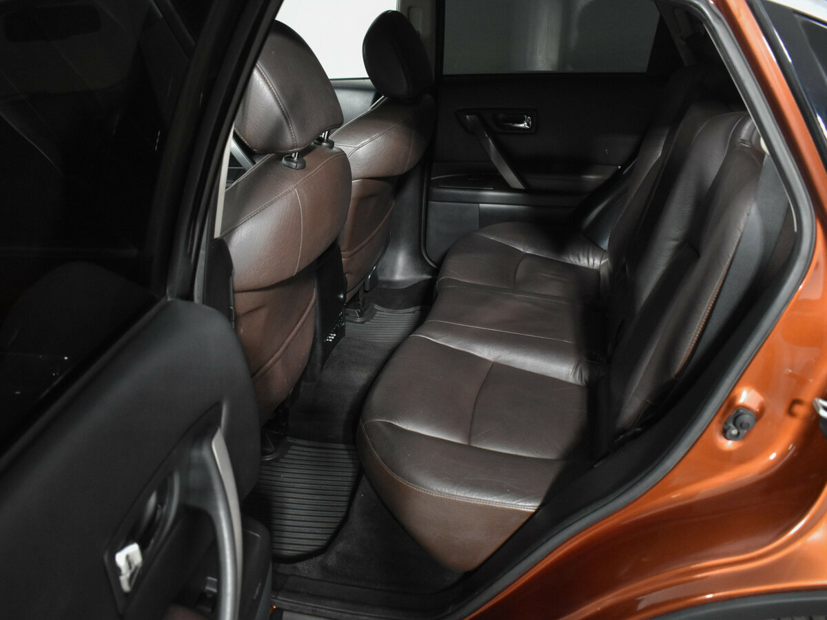 Infiniti FX с пробегом — 2007 год. Фото: #11