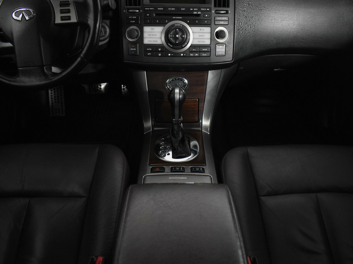 Infiniti FX с пробегом — 2007 год. Фото: #18