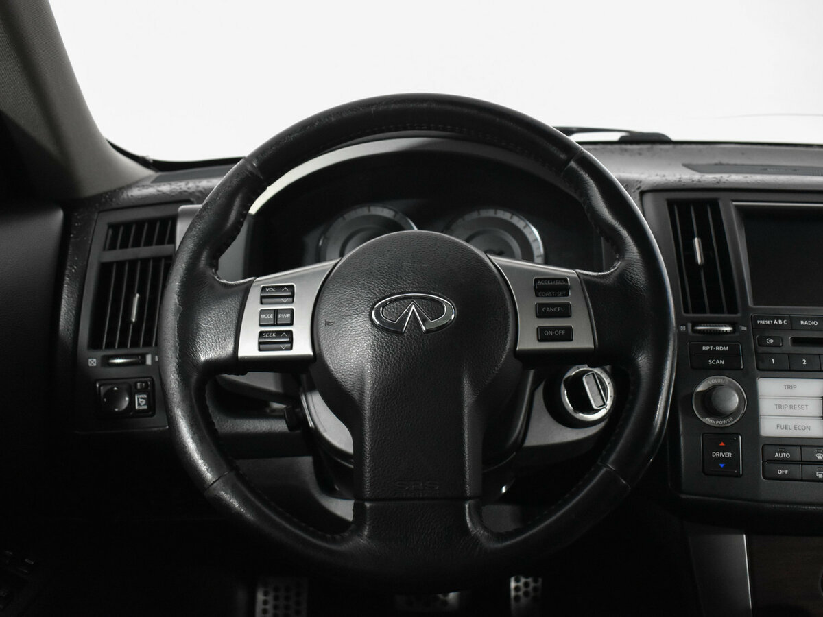 Infiniti FX с пробегом — 2007 год. Фото: #19
