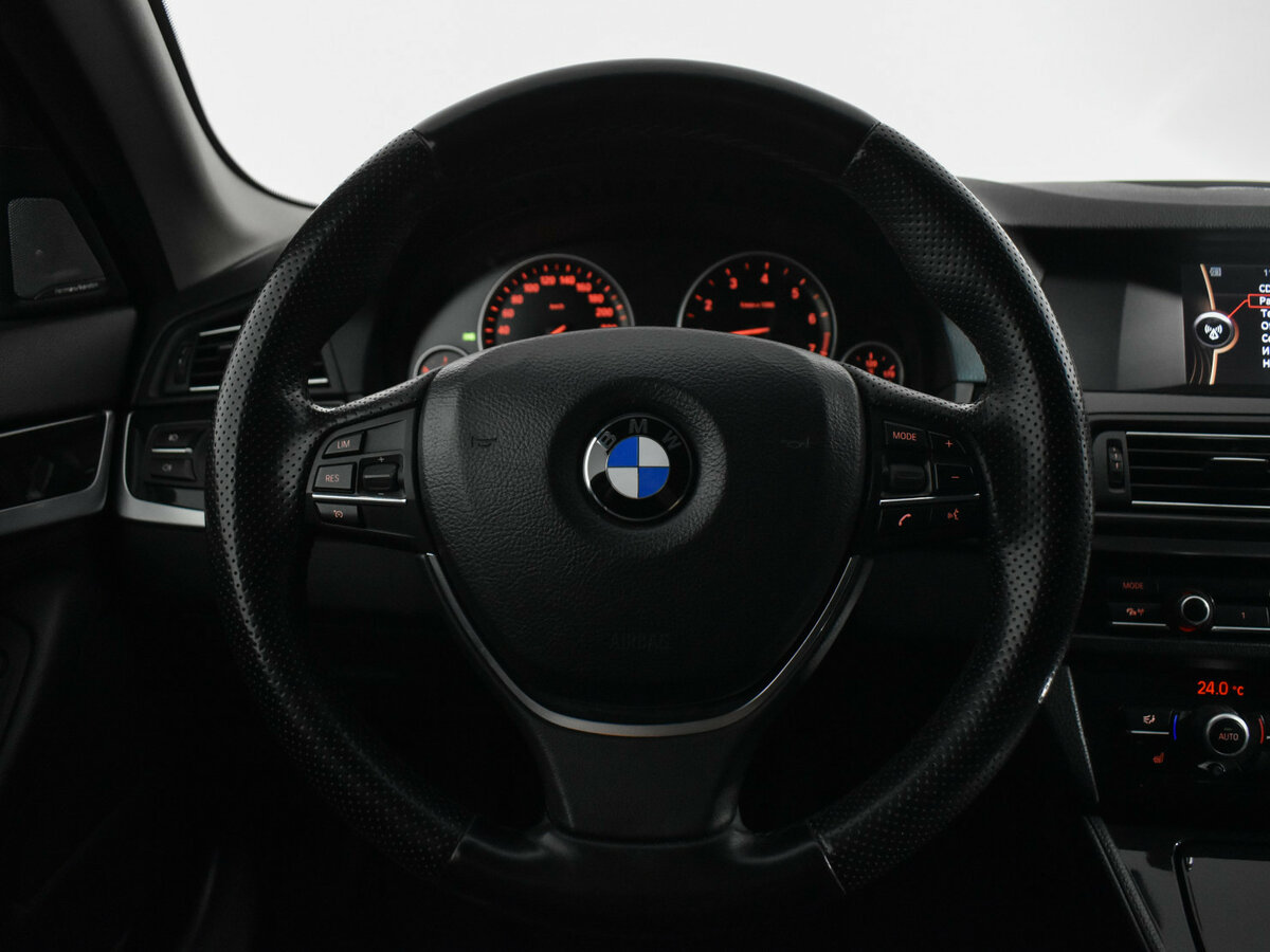 BMW 5 серии с пробегом — 2013 год. Фото: #15