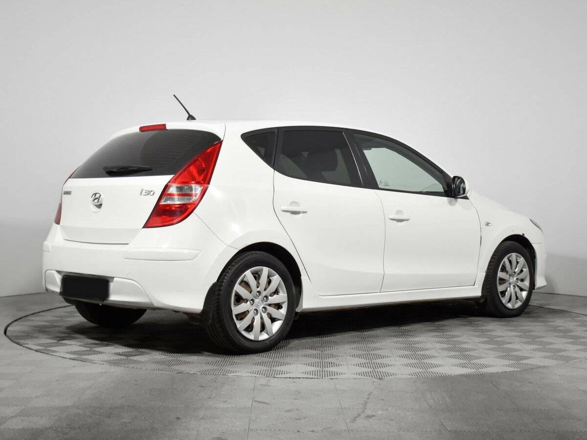 Hyundai i30 с пробегом — 2011 год. Фото: #3