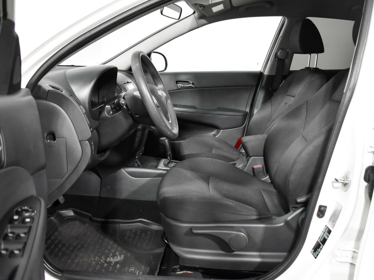 Hyundai i30 с пробегом — 2011 год. Фото: #7