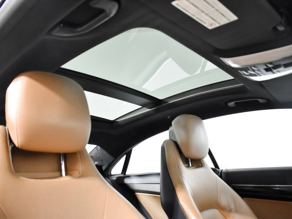 Mercedes-Benz E-Класс с пробегом — 2010 год. Фото: #12