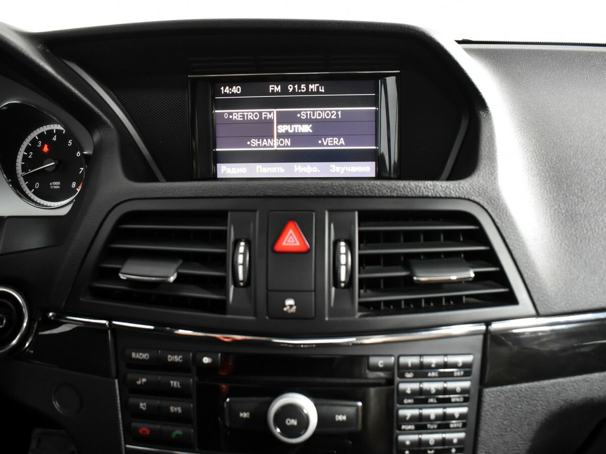 Mercedes-Benz E-Класс с пробегом — 2010 год. Фото: #13