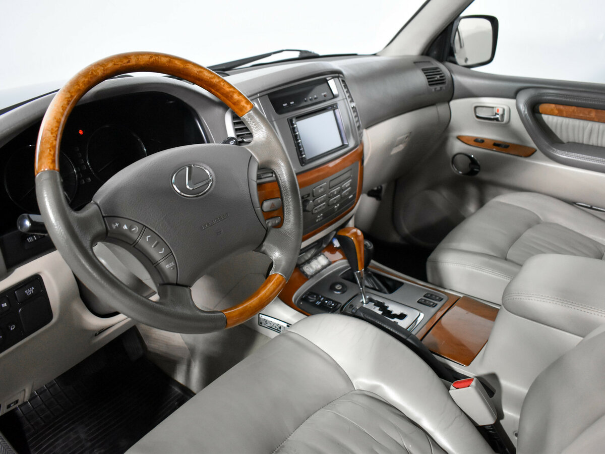 Lexus LX с пробегом — 2007 год. Фото: #6