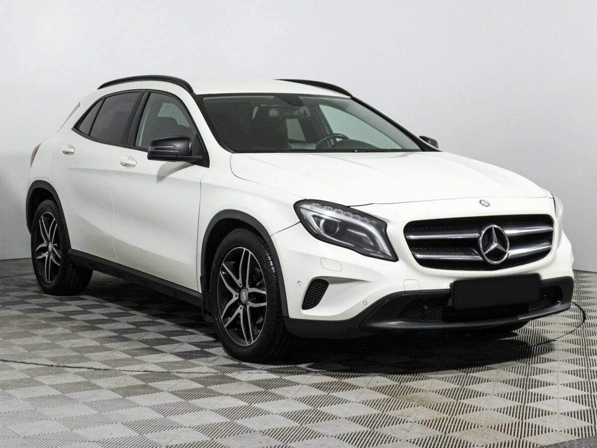 Mercedes-Benz GLA с пробегом — 2014 год. Фото: #2