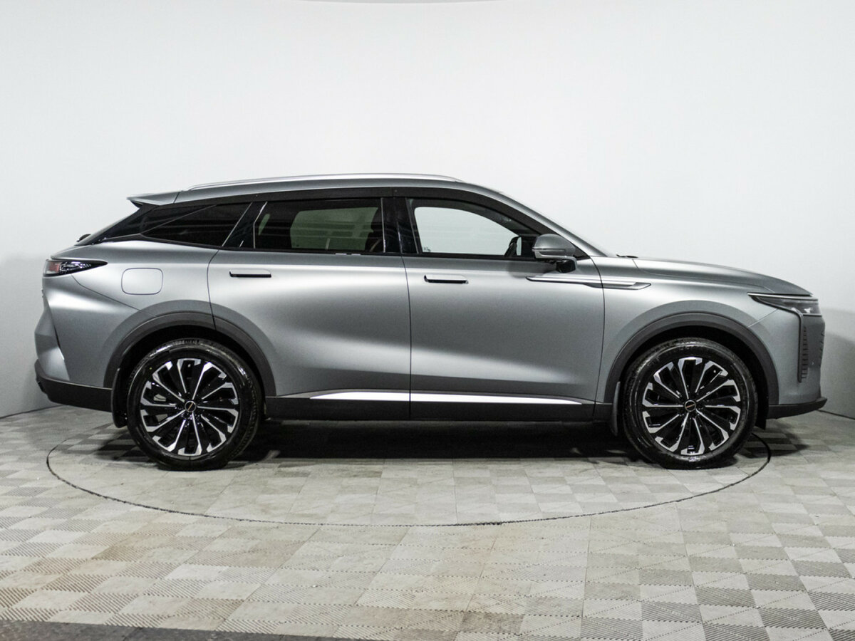 EXEED RX с пробегом — 2024 год. Фото: #3