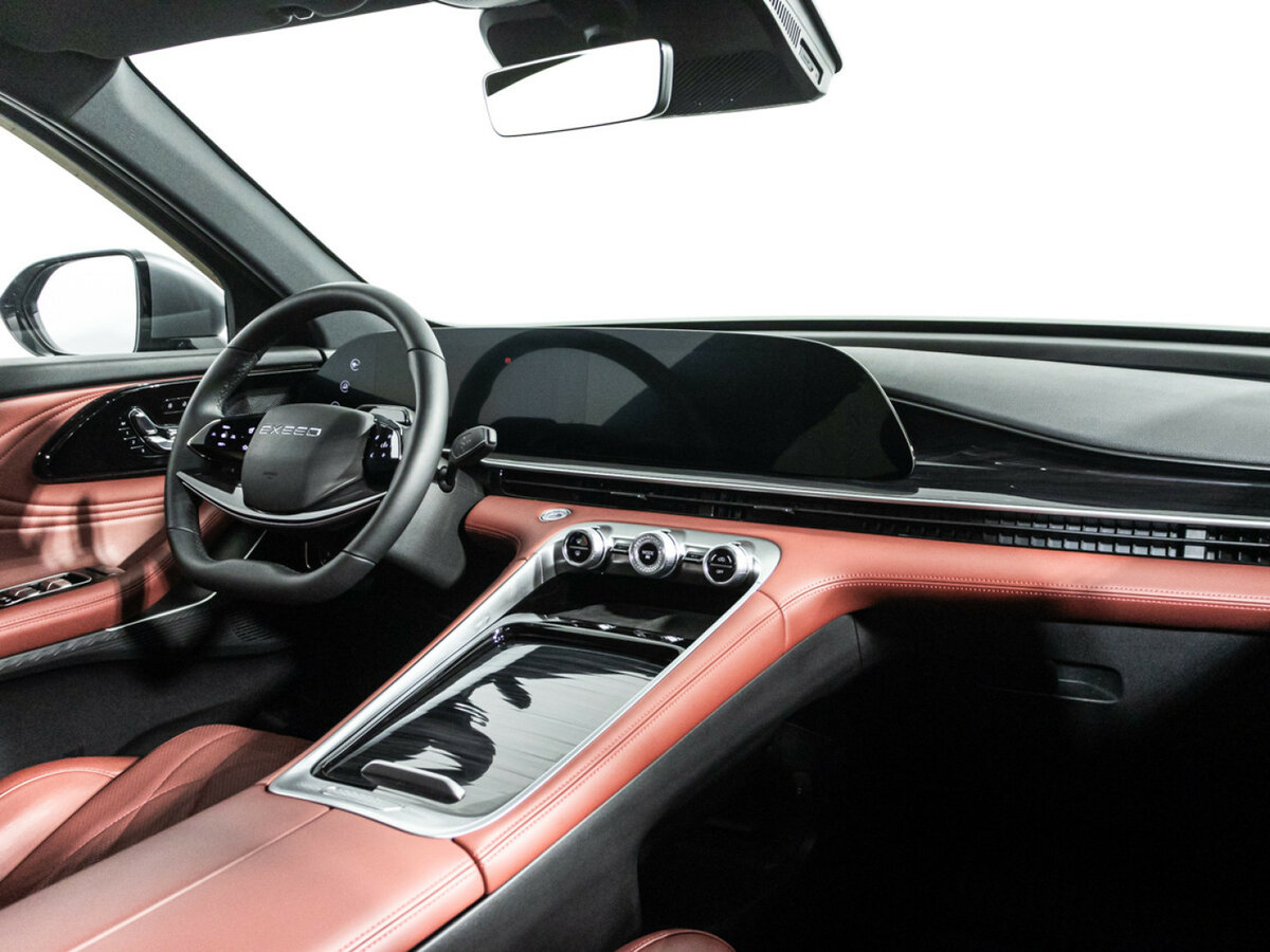 EXEED RX с пробегом — 2024 год. Фото: #8