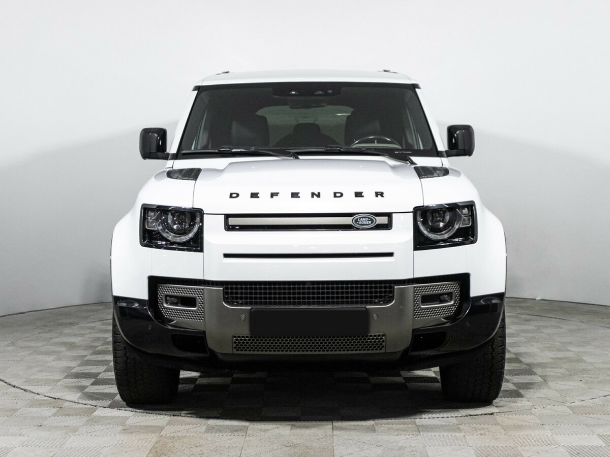 Land Rover Defender с пробегом — 2020 год. Фото: #1