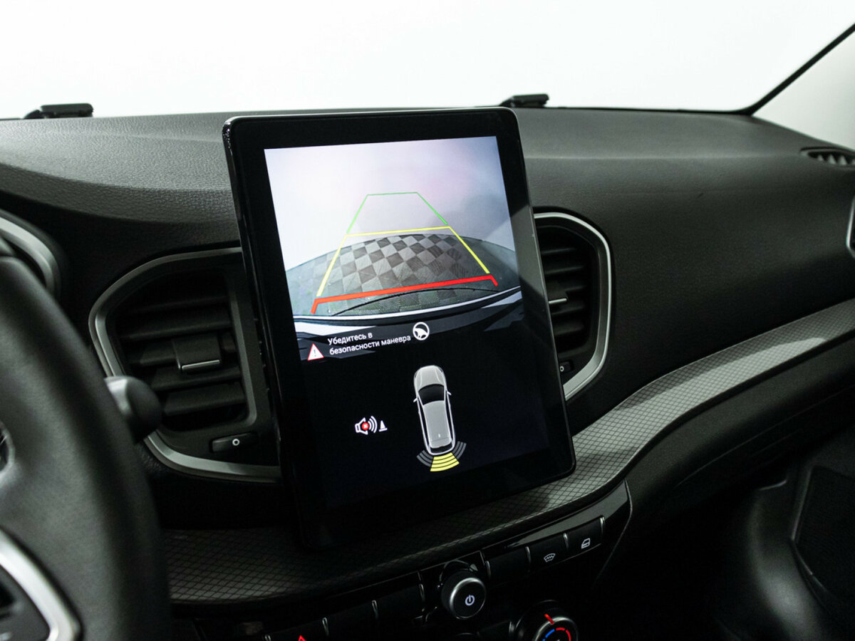 Lada (ВАЗ) Vesta с пробегом — 2024 год. Фото: #13