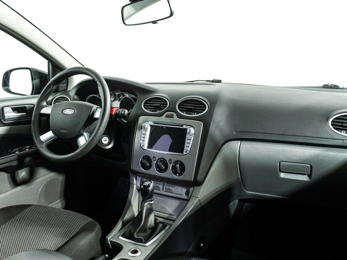 Ford Focus с пробегом — 2011 год. Фото: #8