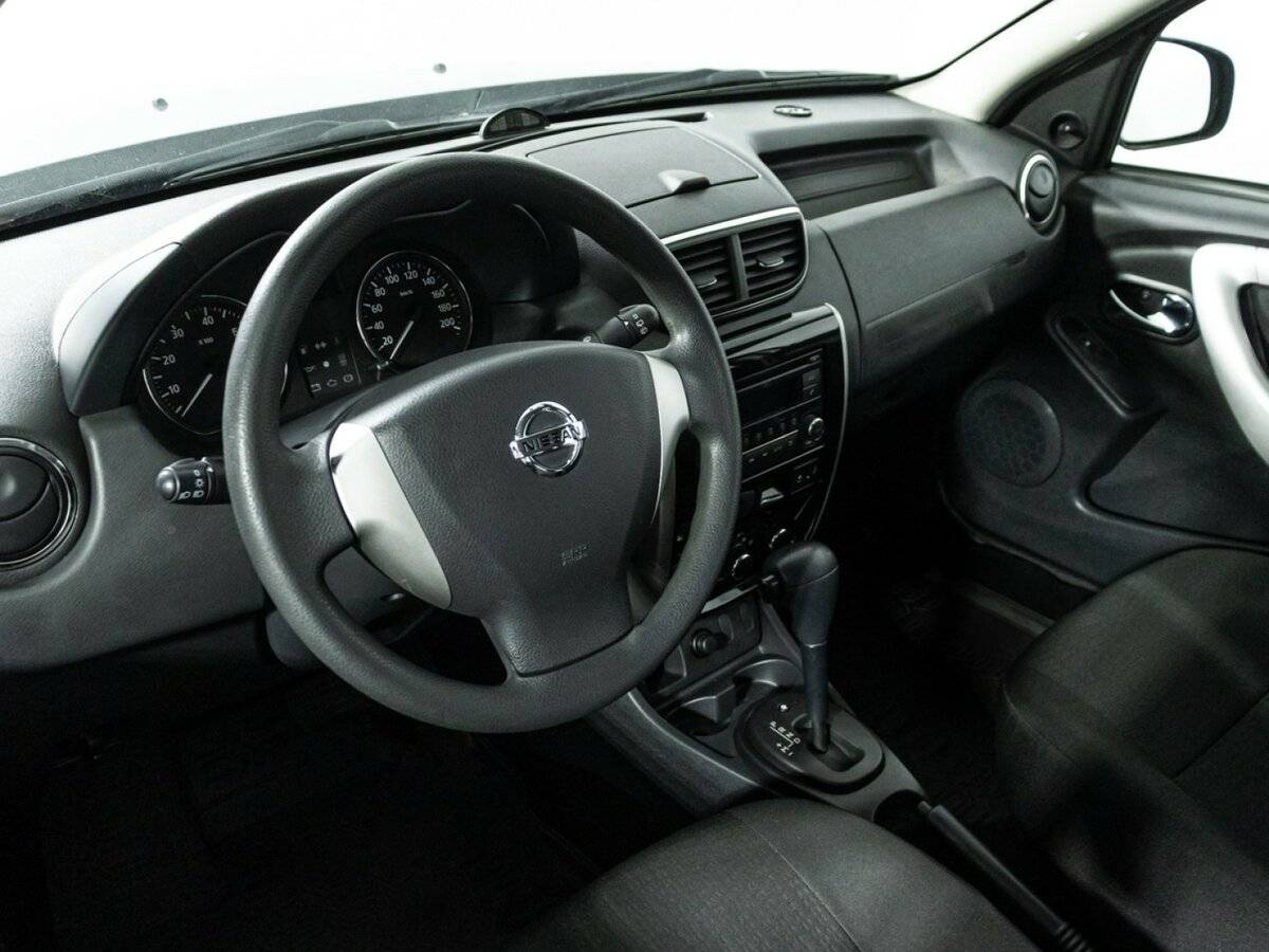 Nissan Terrano с пробегом — 2014 год. Фото: #10