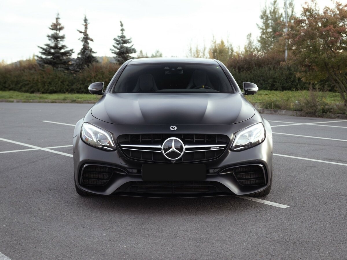 Mercedes-Benz E-Класс AMG с пробегом — 2017 год. Фото: #3