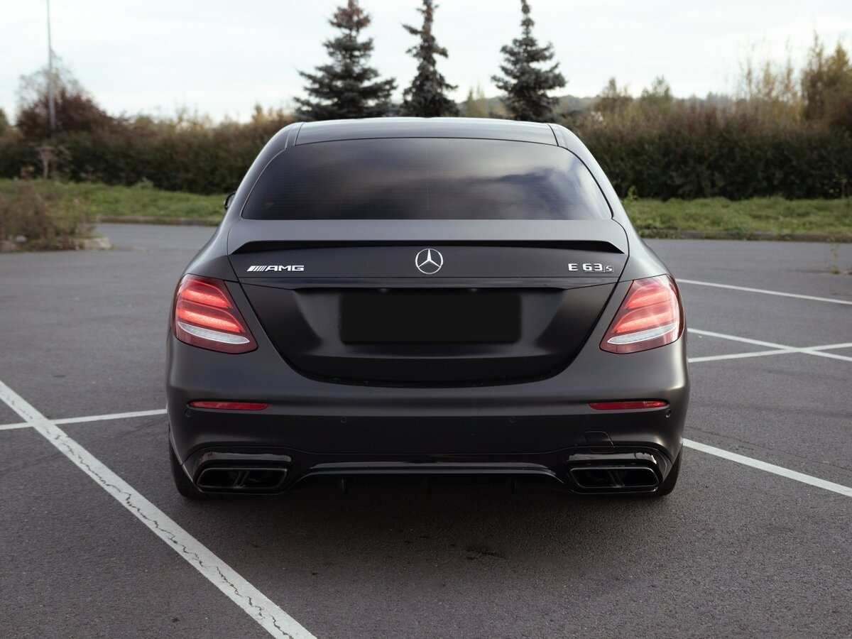 Mercedes-Benz E-Класс AMG с пробегом — 2017 год. Фото: #9