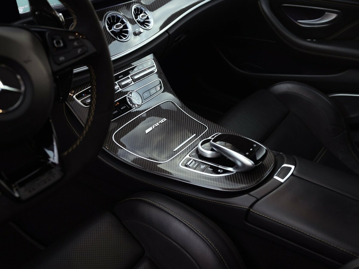 Mercedes-Benz E-Класс AMG с пробегом — 2017 год. Фото: #16