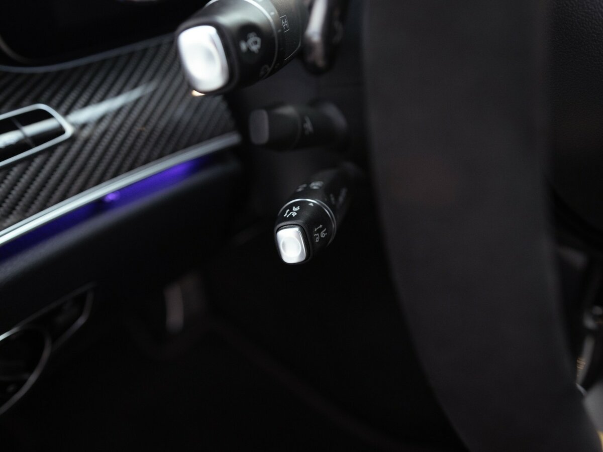 Mercedes-Benz E-Класс AMG с пробегом — 2017 год. Фото: #32