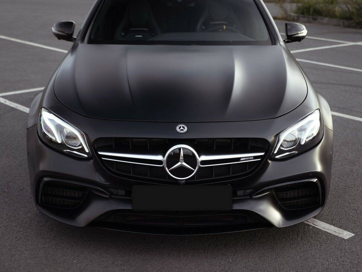 Mercedes-Benz E-Класс AMG с пробегом — 2017 год. Фото: #35