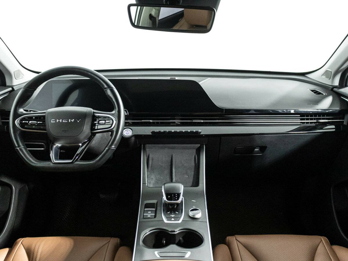 OMODA C5 с пробегом — 2022 год. Фото: #12