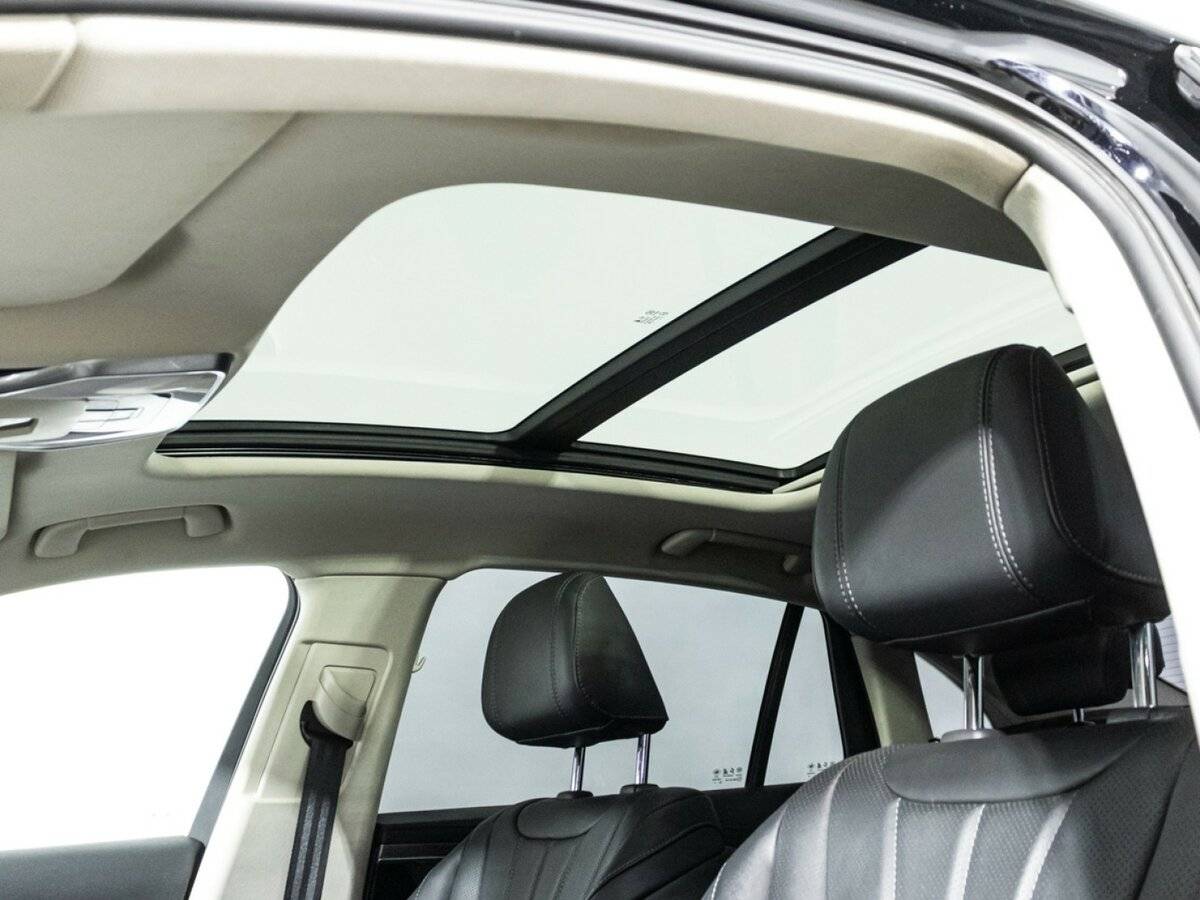 Hongqi H5 с пробегом — 2023 год. Фото: #12