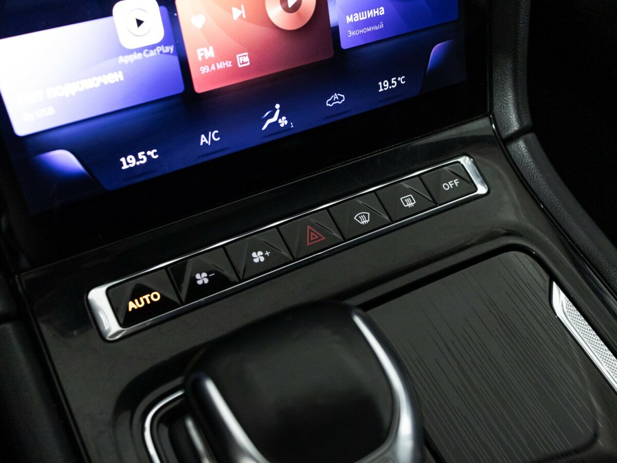 Hongqi H5 с пробегом — 2023 год. Фото: #16