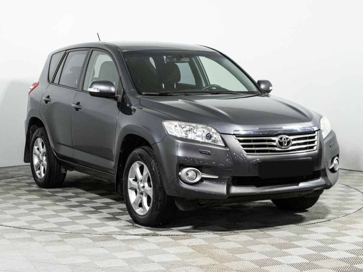 Toyota RAV4 с пробегом — 2010 год. Фото: #2