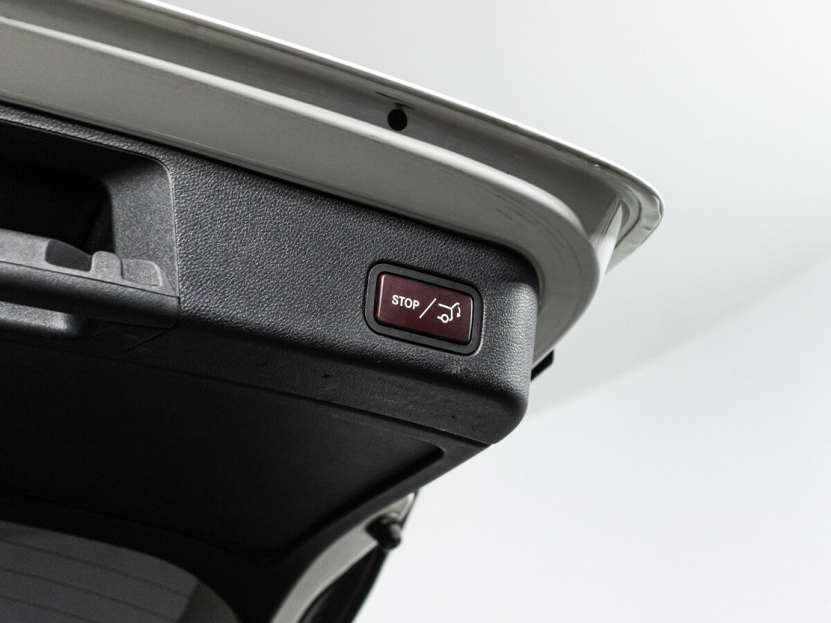 Mercedes-Benz M-Класс с пробегом — 2014 год. Фото: #12