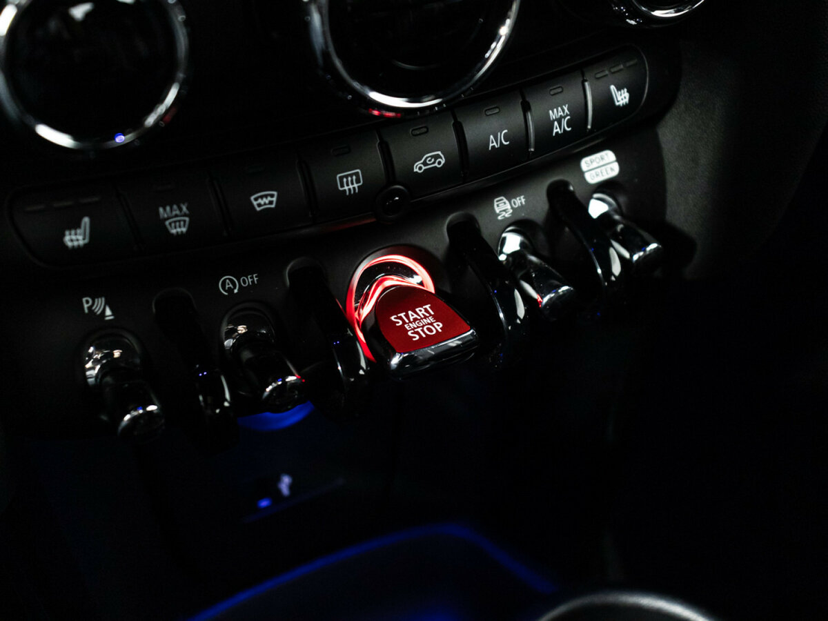 Mini Hatch с пробегом — 2020 год. Фото: #14