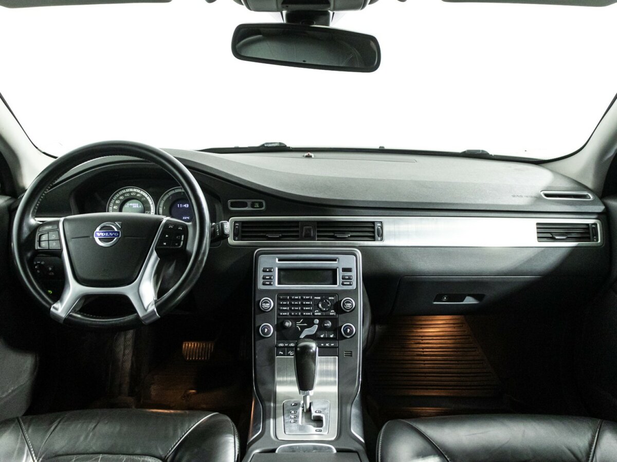 Volvo XC70 с пробегом — 2010 год. Фото: #11