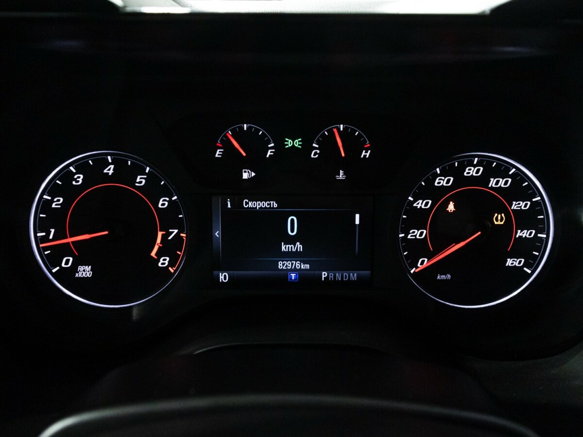 Chevrolet Camaro с пробегом — 2017 год. Фото: #11