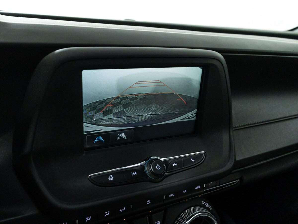 Chevrolet Camaro с пробегом — 2017 год. Фото: #13