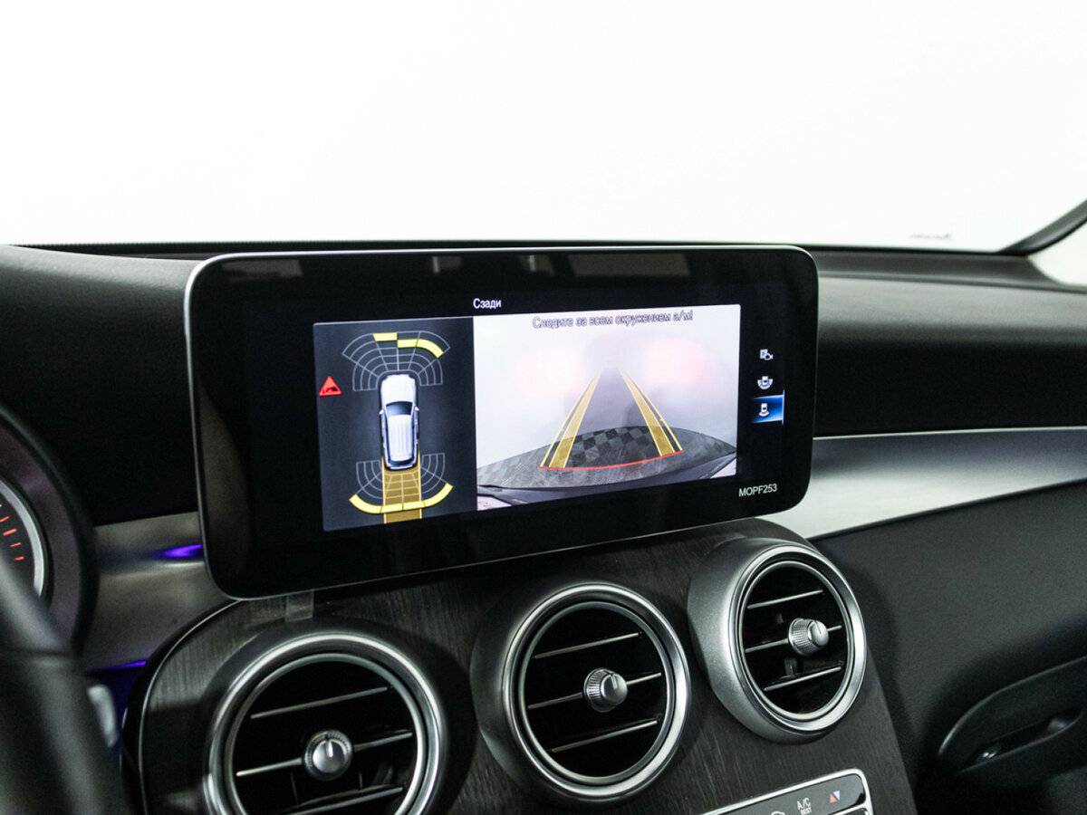 Mercedes-Benz GLC с пробегом — 2021 год. Фото: #13