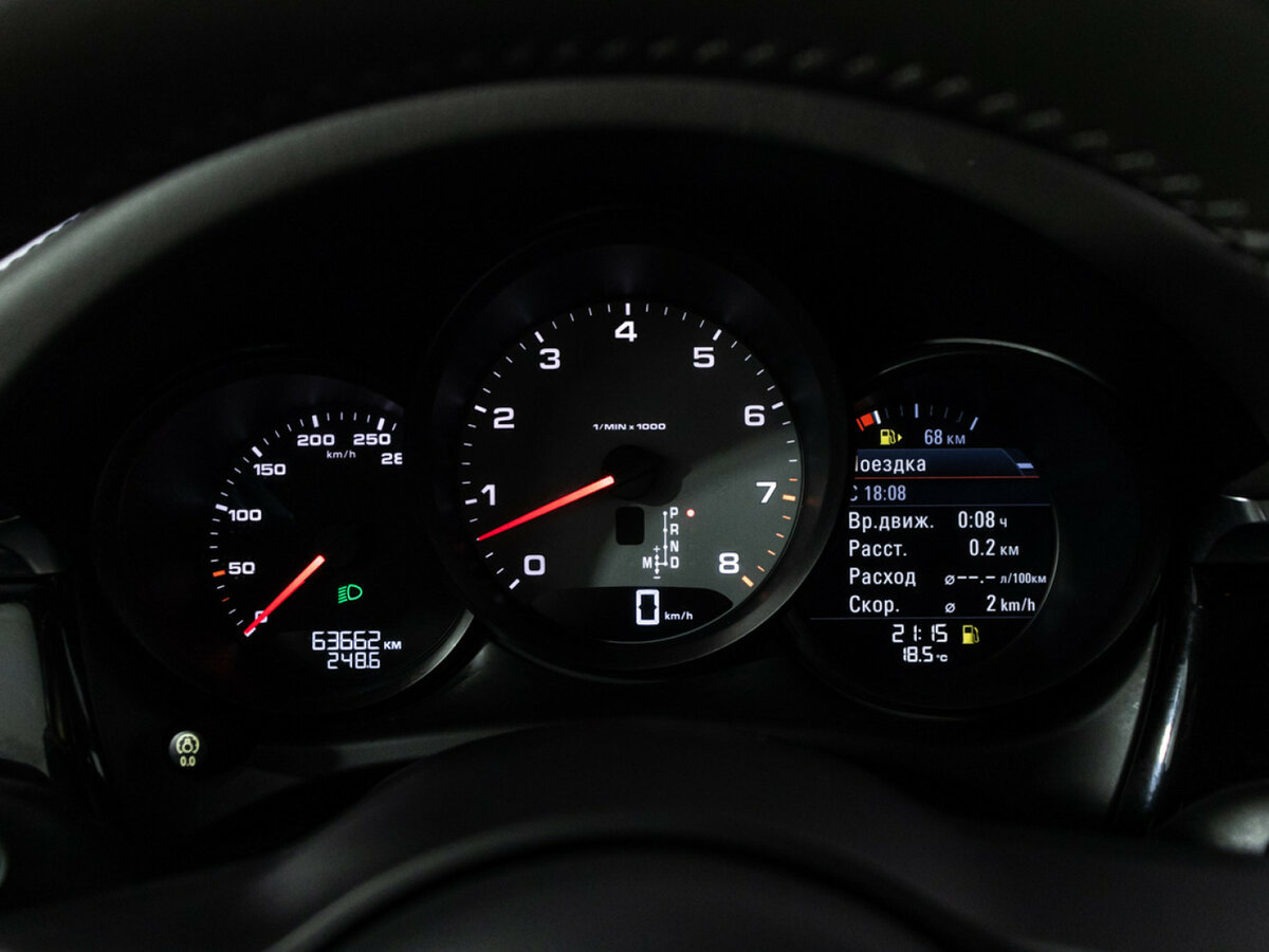 Porsche Macan с пробегом — 2019 год. Фото: #11