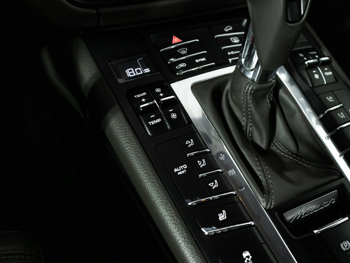 Porsche Macan с пробегом — 2019 год. Фото: #18