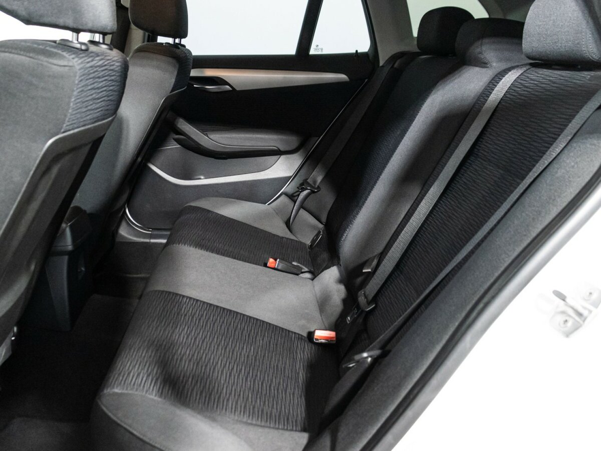 BMW X1 с пробегом — 2013 год. Фото: #9