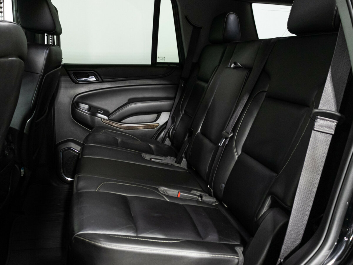Chevrolet Tahoe с пробегом — 2016 год. Фото: #7